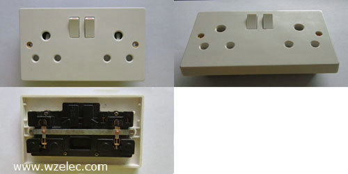 D22 双联15A插座+开关 温州厂商 出口尼日利亚 白色胶木面板材质 