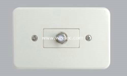 P11 电视插座 白色胶木面板南美美式美标+铜件导电温州生产